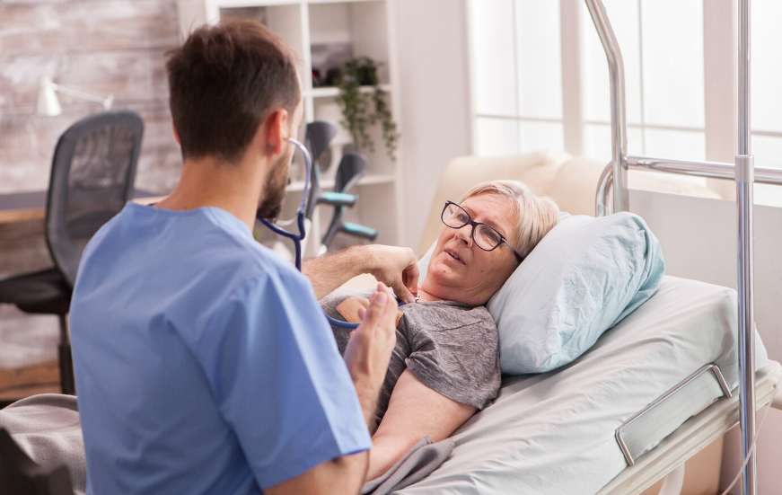 Early hospice admission benefits for families in Westminster CA including symptom management, 24/7 nurse support, and home medical equipment delivery.